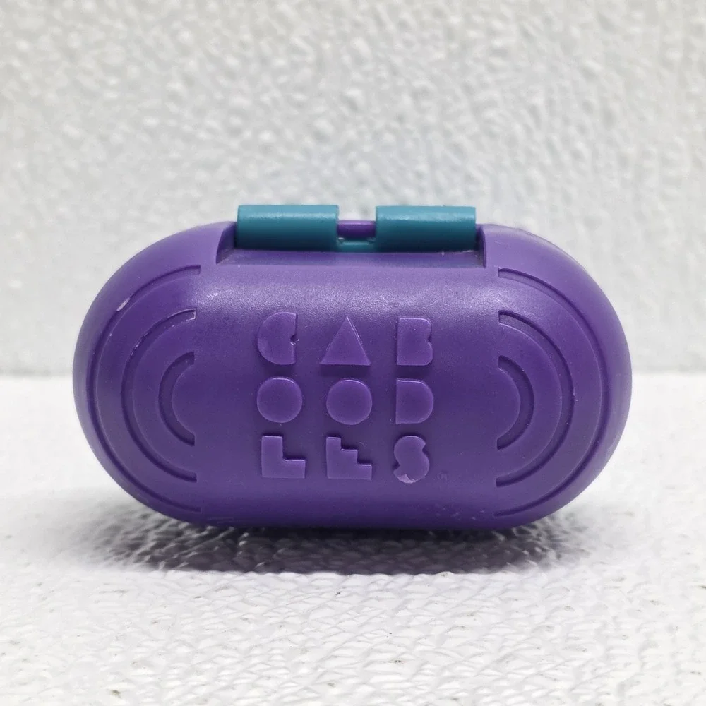 Vintage 1993 Caboodles Plastic Purple & Blue Teal Green Razor Case Holder